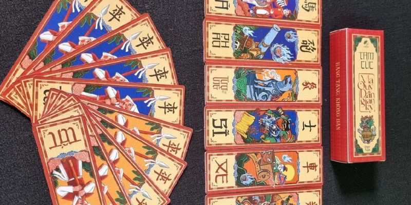 Bộ bài tam cúc đỏ đen truyền thống Việt Nam