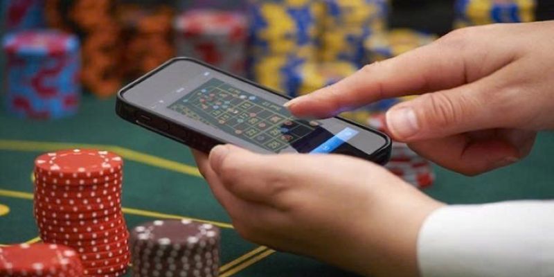 Kinh nghiệm chơi poker từ các ván thực tế